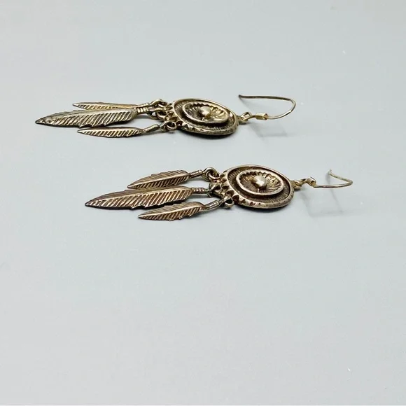 Vintage Sterling Silver Earrings Southwest Style with Shield & Feathers - Picture 5 of 10